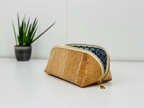 Handgefertigtes Etui aus Kork